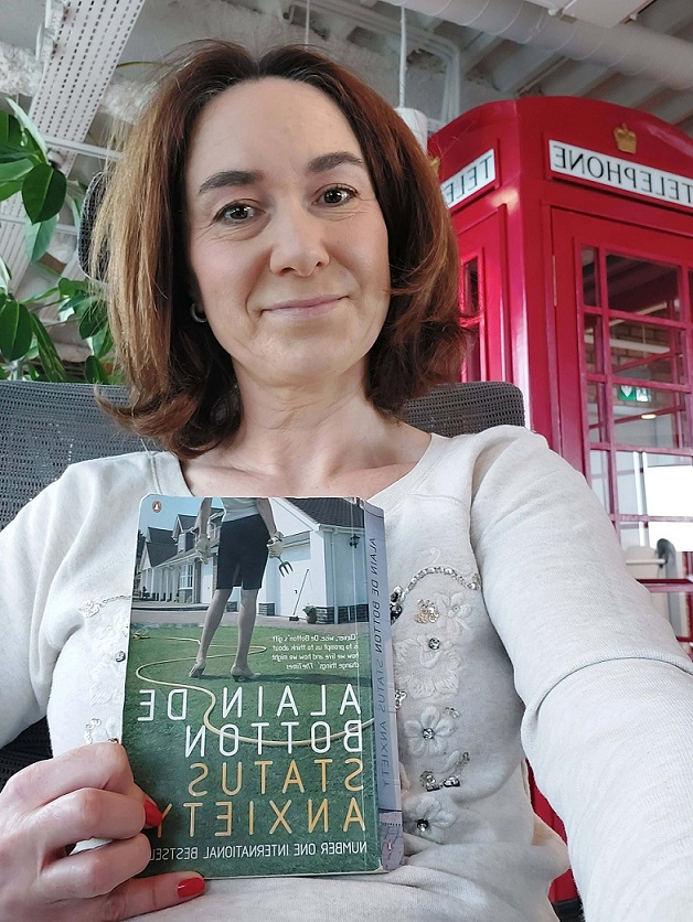 Status Anxiety okładka